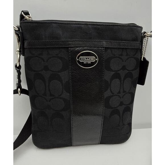 Coach Signature Logo Collection Shoulder Bag Crossbody Swingpack Black - Picture 1 of 15